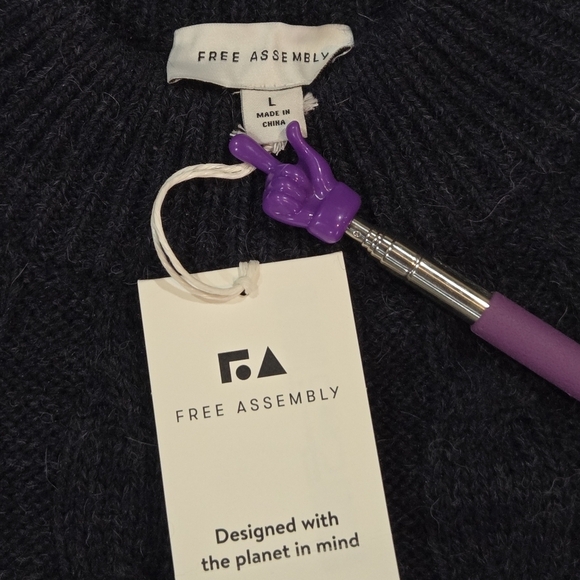 Free Assembly Men's Black Cable Knit Sweater Size L NWT - Picture 5 of 7